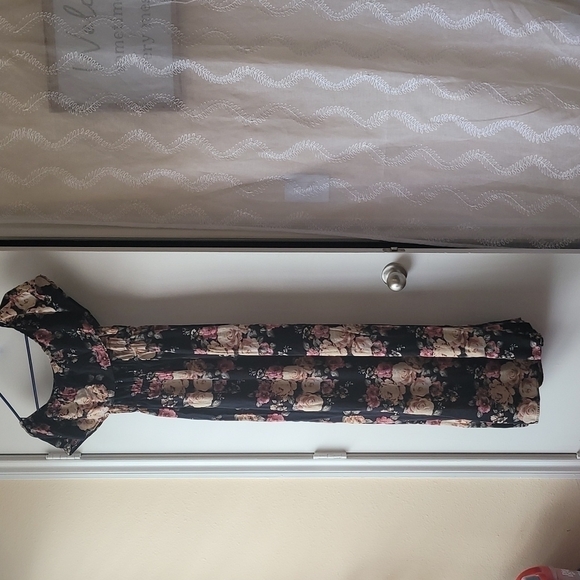 Love J Maxi Dress Floral Off Shoulder Bohemian Size Medium - Picture 2 of 9